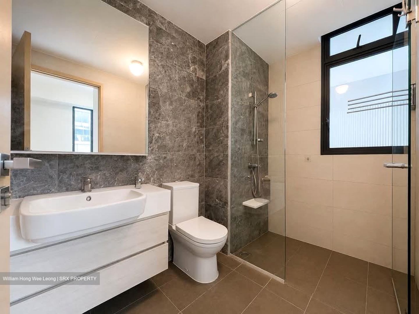 The Luxurie (D19), Condominium #555700631